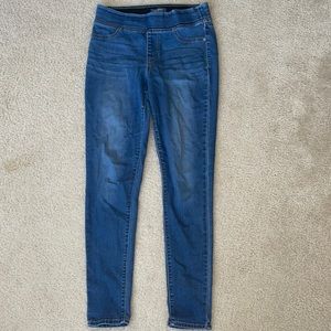 Old Navy Rockstar Mid-Rise Jean
